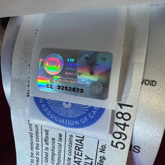 ❤️🌟HOST PICK🌟❤️ Canada Goose Red The Trillium Parka New with Tags $1750 - Picture 13 of 13